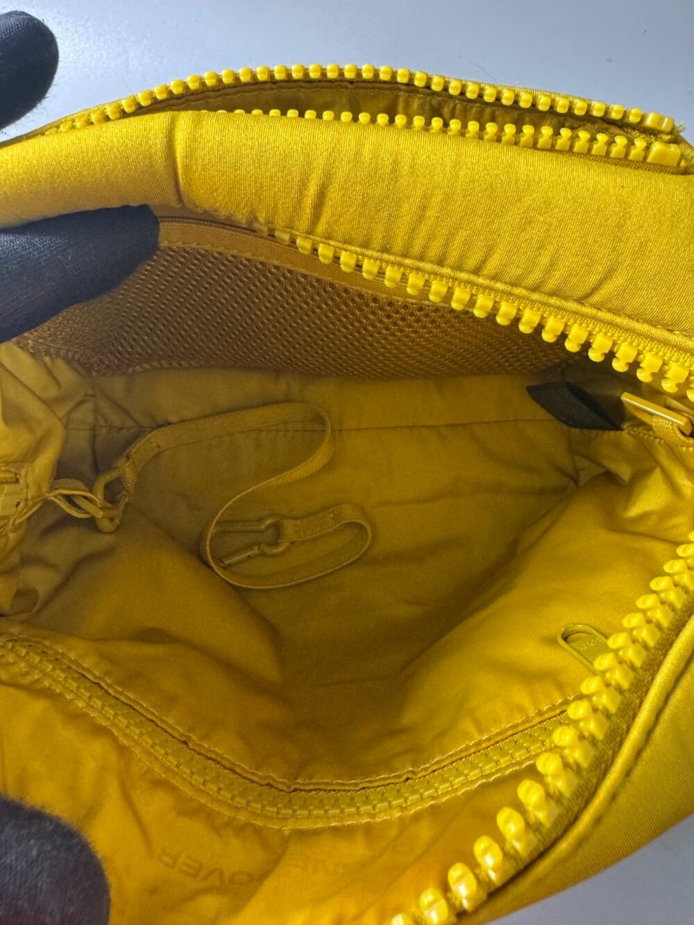 DAGNE DOVER MICAH NEOPRENE CROSSBODY - Picture 12 of 15
